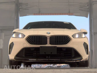 2025 BMW 2 Series Gran Coupe 228 xDrive Sedan M SPORT LINE - miniatura 3