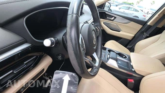 2025 BMW 2 Series Gran Coupe 228 xDrive Sedan - miniatura 31