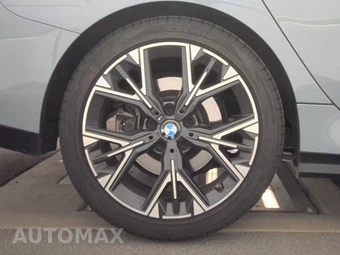 2025 BMW 2 Series Gran Coupe 228 xDrive Sedan - miniatura 11
