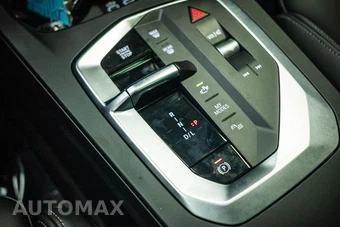 2025 BMW 2 Series Gran Coupe 228 xDrive Sedan - miniatura 20