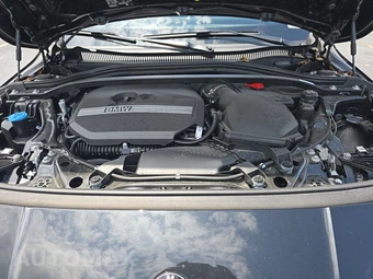 2025 BMW 2 Series Gran Coupe 228 xDrive Sedan - miniatura 22