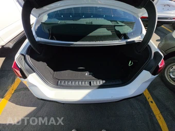 2025 BMW 2 Series Gran Coupe 228 xDrive Sedan - miniatura 17