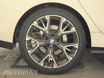 2025 BMW 2 Series Gran Coupe 228 xDrive Sedan - miniatura 11