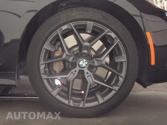 2025 BMW 3 Series Sedan 330i - miniatura 10
