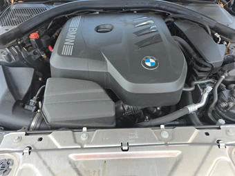 2025 BMW 3 Series Sedan 330i - miniatura 22