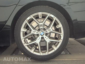 2025 BMW 3 Series Sedan 330i - miniatura 12