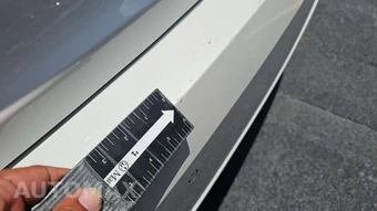 2025 BMW 3 Series Sedan 330i - miniatura 29