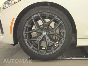 2025 BMW 3 Series Sedan 330i - miniatura 9