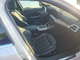 2025 BMW 3 Series Sedan 330i - miniatura 14