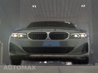 2025 BMW 3 Series Sedan 330i - miniatura 3