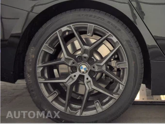 2025 BMW 3 Series Sedan 330i - miniatura 11