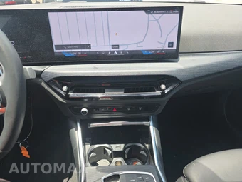 2025 BMW 3 Series Sedan 330i - miniatura 17