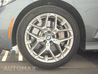 2025 BMW 3 Series Sedan 330i - miniatura 9
