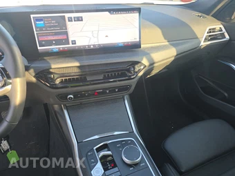 2025 BMW 3 Series Sedan 330i - miniatura 11