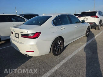 2025 BMW 3 Series Sedan 330i - miniatura 4