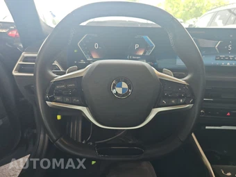 2025 BMW 3 Series Sedan 330i - miniatura 10