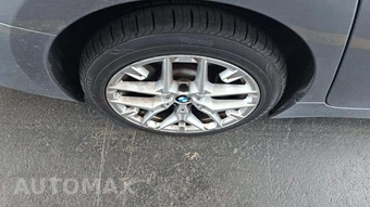 2025 BMW 3 Series Sedan 330i - miniatura 23