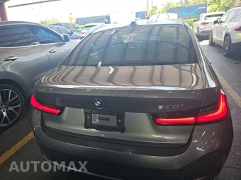 2025 BMW 3 Series Sedan 330i - miniatura 5
