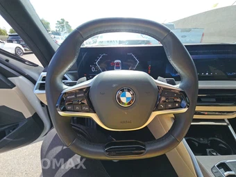 2025 BMW 3 Series Sedan 330i - miniatura 10