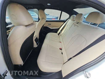2025 BMW 3 Series Sedan 330i - miniatura 13