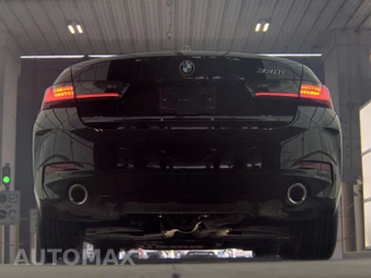 2025 BMW 3 Series Sedan 330i - miniatura 7