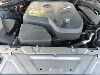 2025 BMW 3 Series Sedan 330i - miniatura 22