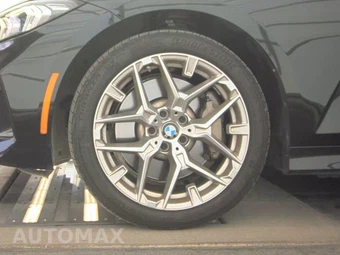2025 BMW 3 Series Sedan 330i - miniatura 9