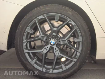 2025 BMW 3 Series Sedan 330i - miniatura 11