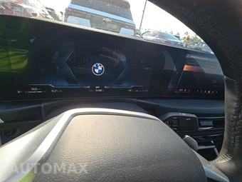 2025 BMW 3 Series Sedan 330i - miniatura 18