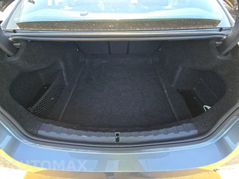 2025 BMW 3 Series Sedan 330i - miniatura 23