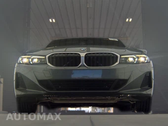 2025 BMW 3 Series Sedan 330i - miniatura 3