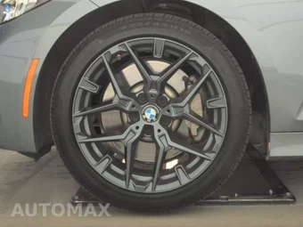 2025 BMW 3 Series Sedan 330i - miniatura 9