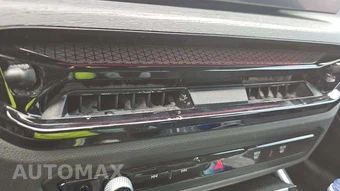 2025 BMW 3 Series Sedan 330i - miniatura 31