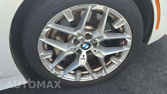 2025 BMW 3 Series Sedan 330i - miniatura 21