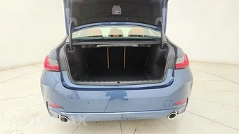 2025 BMW 3 Series Sedan 330i - miniatura 32