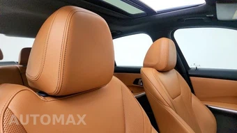 2025 BMW 3 Series Sedan 330i - miniatura 40