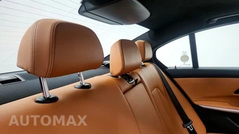 2025 BMW 3 Series Sedan 330i - miniatura 44