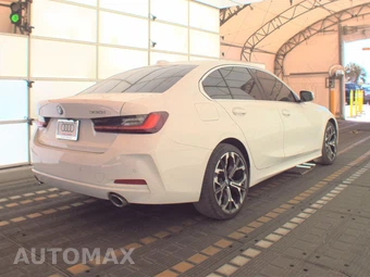 2025 BMW 3 Series Sedan 330i - miniatura 4