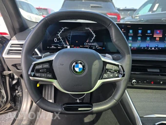 2025 BMW 3 Series Sedan 330i - miniatura 16