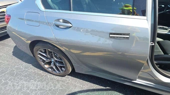 2025 BMW 3 Series Sedan 330i - miniatura 36