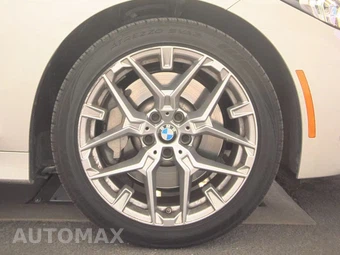 2025 BMW 3 Series Sedan 330i - miniatura 10
