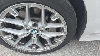 2025 BMW 3 Series Sedan 330i - miniatura 27