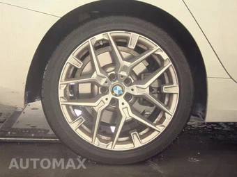 2025 BMW 3 Series Sedan 330i - miniatura 11