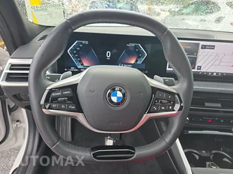 2025 BMW 3 Series Sedan 330i - miniatura 16
