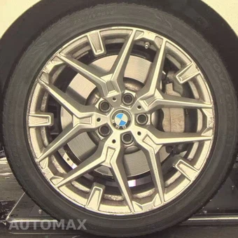 2025 BMW 3 Series Sedan 330i - miniatura 27