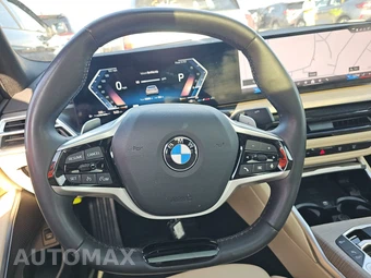 2025 BMW 3 Series Sedan 330i - miniatura 16