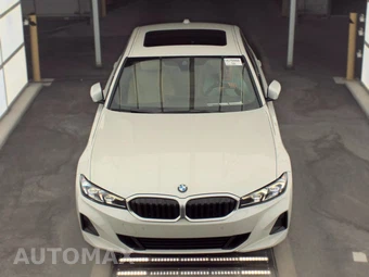 2025 BMW 3 Series Sedan 330i - miniatura 2