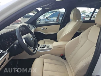 2025 BMW 3 Series Sedan 330i - miniatura 13