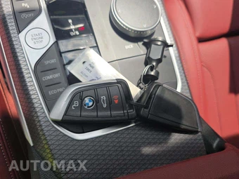2025 BMW 3 Series Sedan 330i M SPORT LINE - miniatura 5