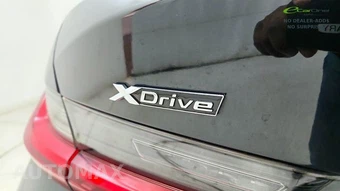 2025 BMW 3 Series Sedan 330i xDrive - miniatura 32